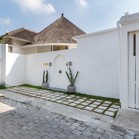 Villa Weiss Berawa Canggu  Exterior photo